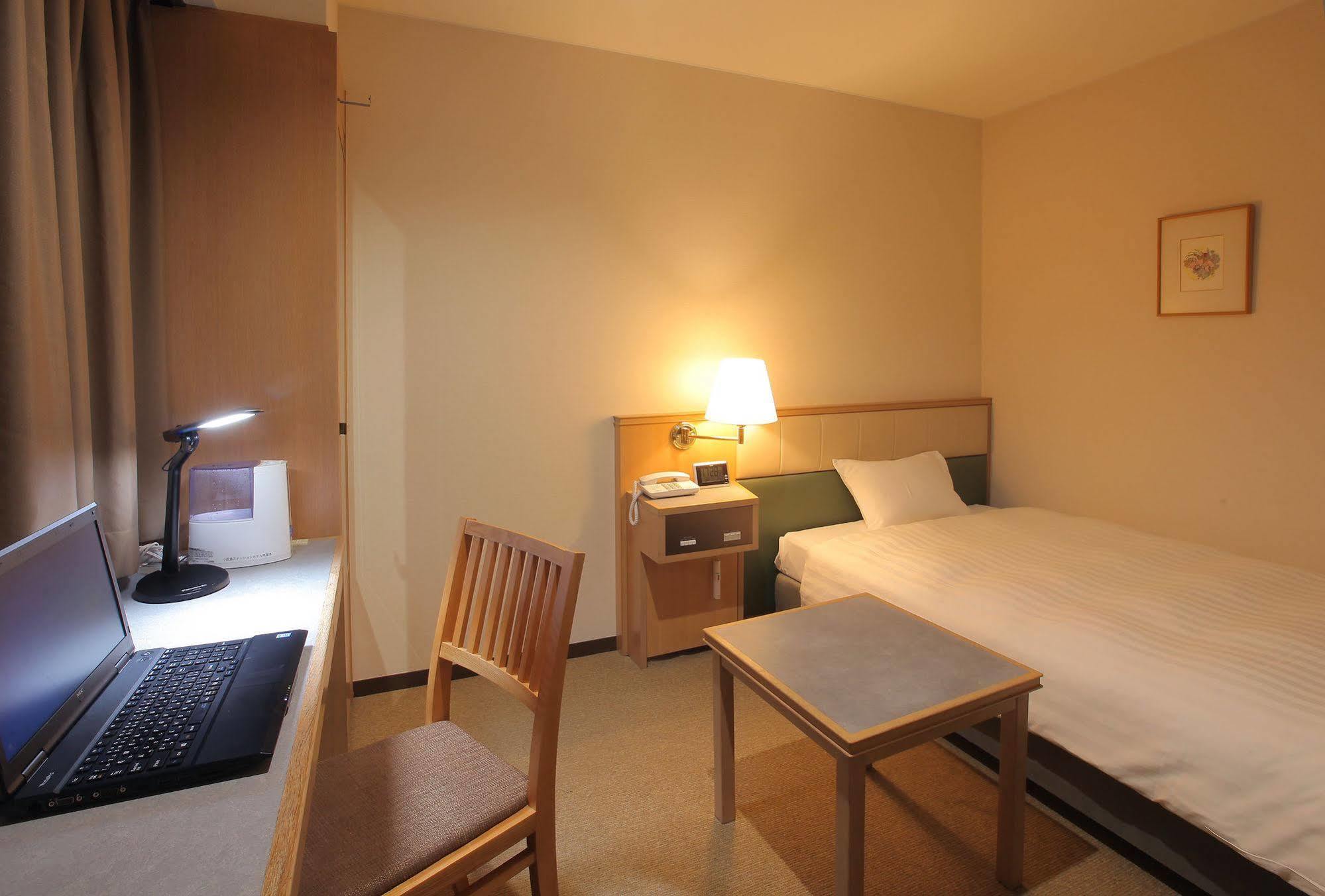 Odakyu Station Hotel Hon-Atsugi Buitenkant foto