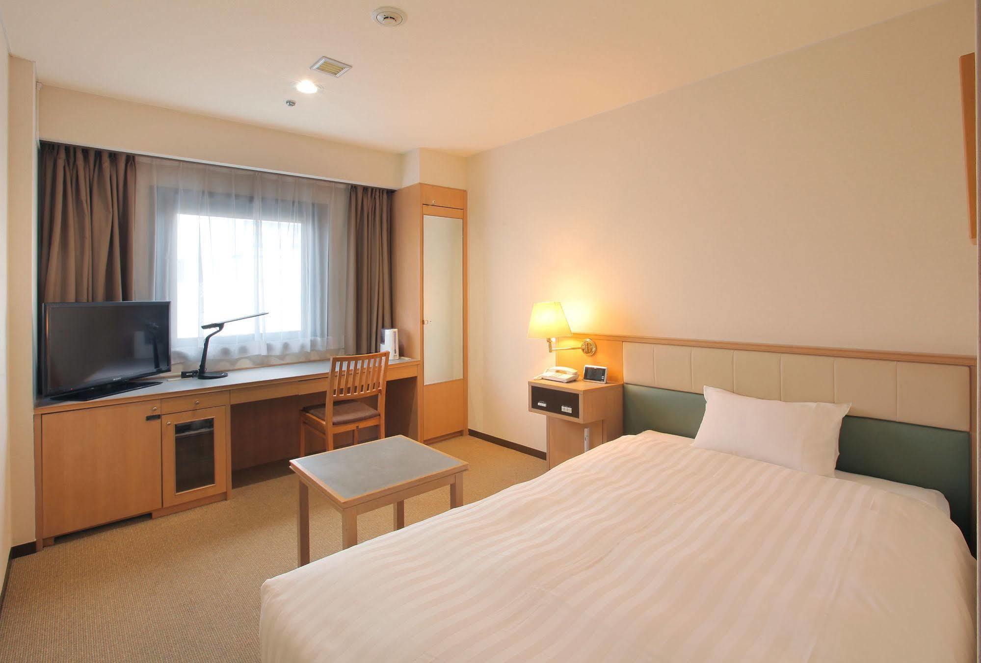Odakyu Station Hotel Hon-Atsugi Buitenkant foto